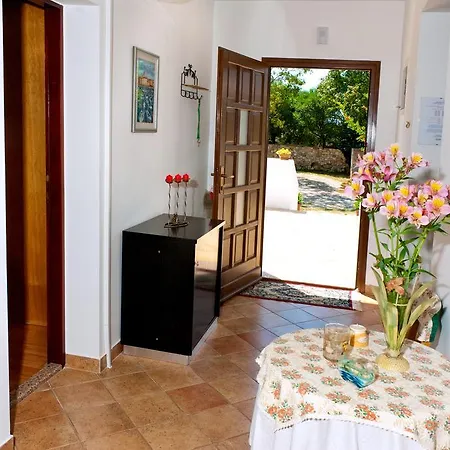 House Soni - 800 M From The Sea Rovinj