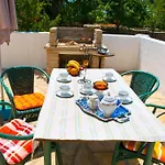 House Soni - 800 M From The Sea